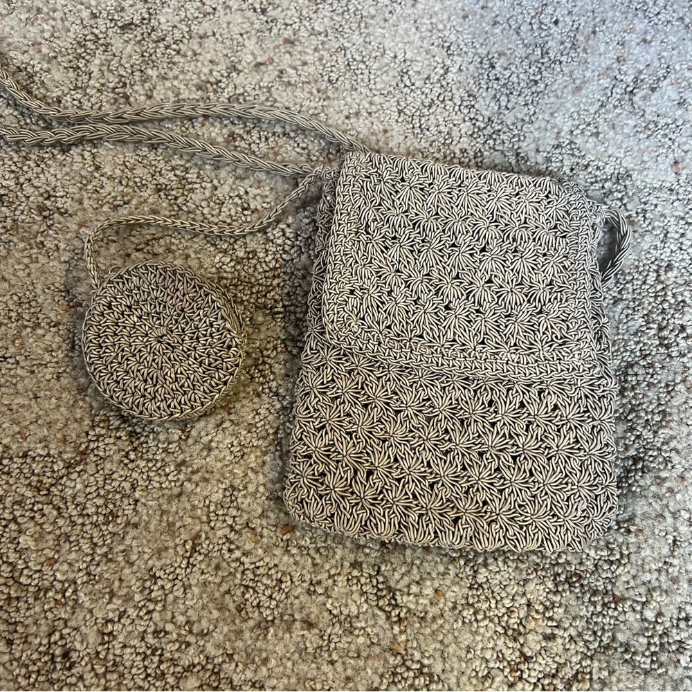 Vintage Y2K Macrame Crochet Crossbody Bag Purse
Woven Lined Taupe Beige Tan 90s - Picture 6 of 10